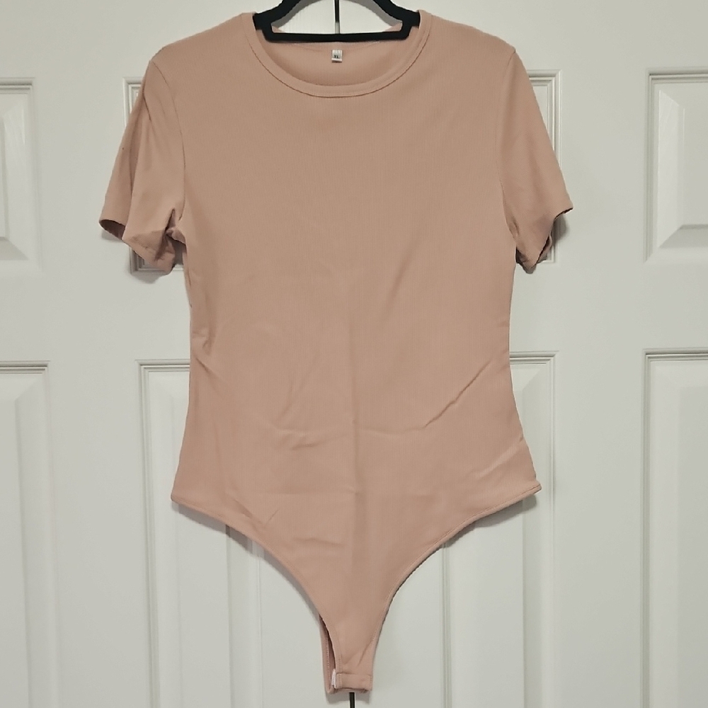 Tan Ribbed Women’s Bodysuit XL Stretch Short Sleeve NWOT